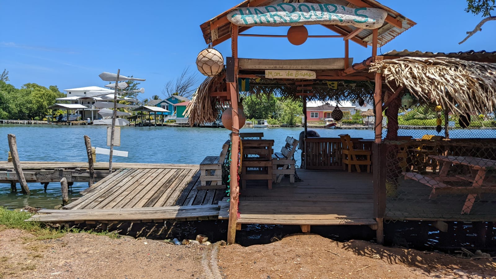 ROATAN Island Living – Your window into authentic island culture, life ...